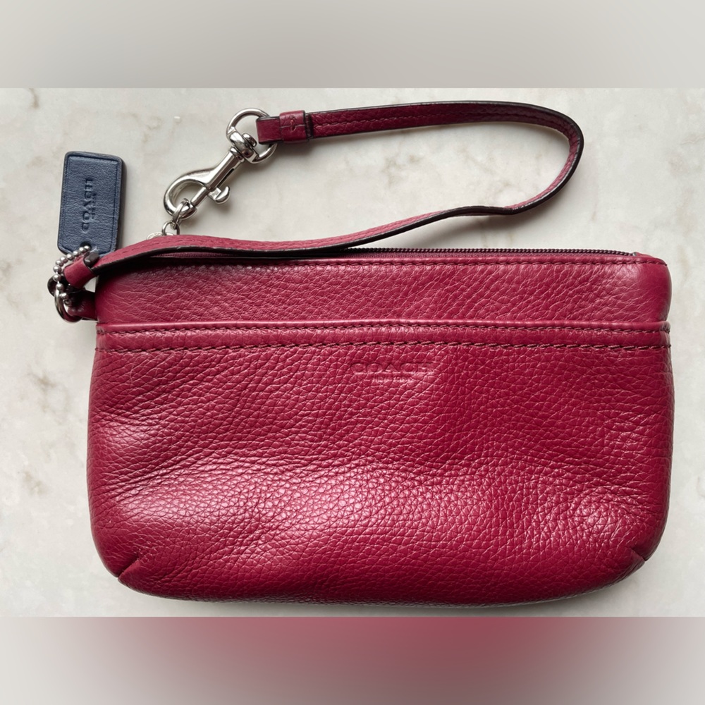 Coach Women Crimson Red Wristlet Pebbled Genuine Leather Perfect Condition